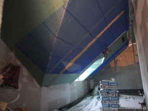 Монтаж капиллярных матов Clina на потолок изломанной формы